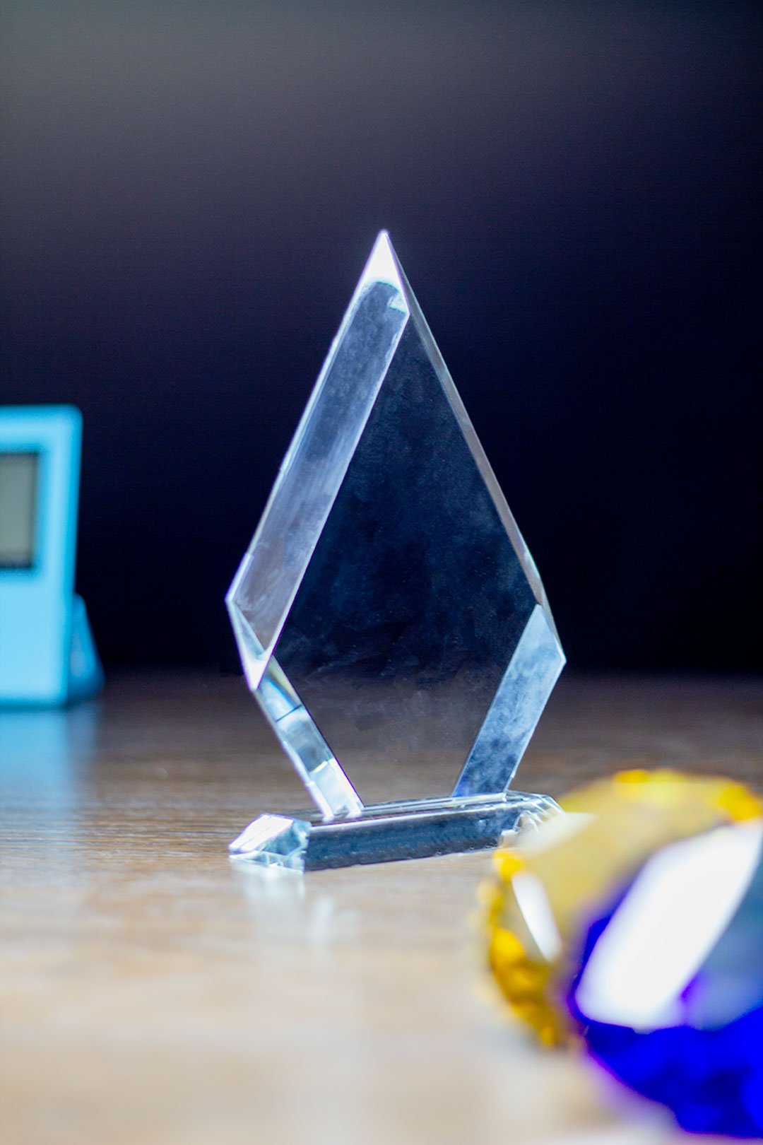Classic Diamond Peak Crystal Award