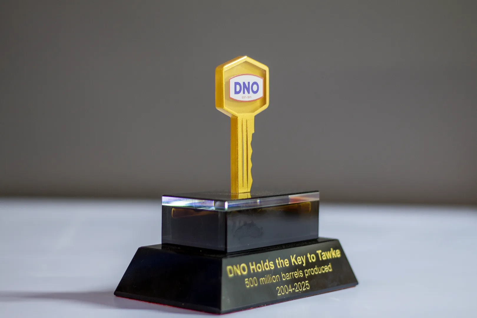 DNO Custom Oil Field Milestone Crystal Award