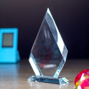 Classic Diamond Peak Crystal Award