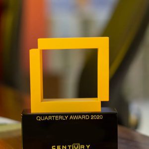 Pinnacle of Growth Commemorative Award